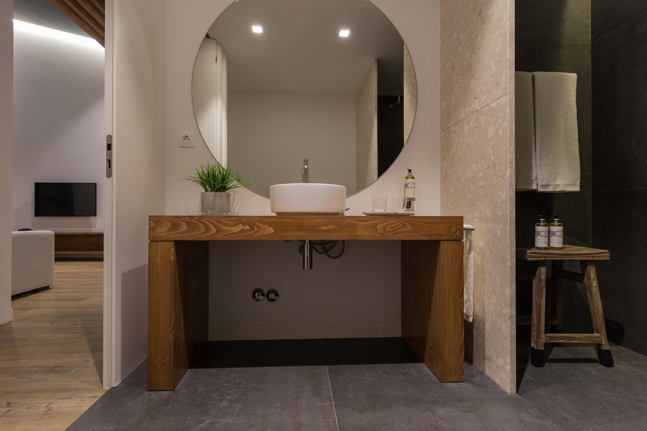 Two-Bedroom House,632566776:JPEG